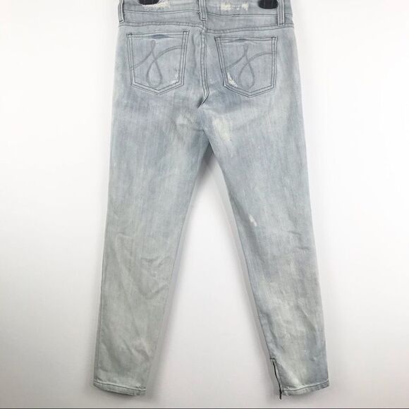 Juicy Couture The Ryan Light Wash Zipper Cuff Denim Jeans - Picture 2 of 12